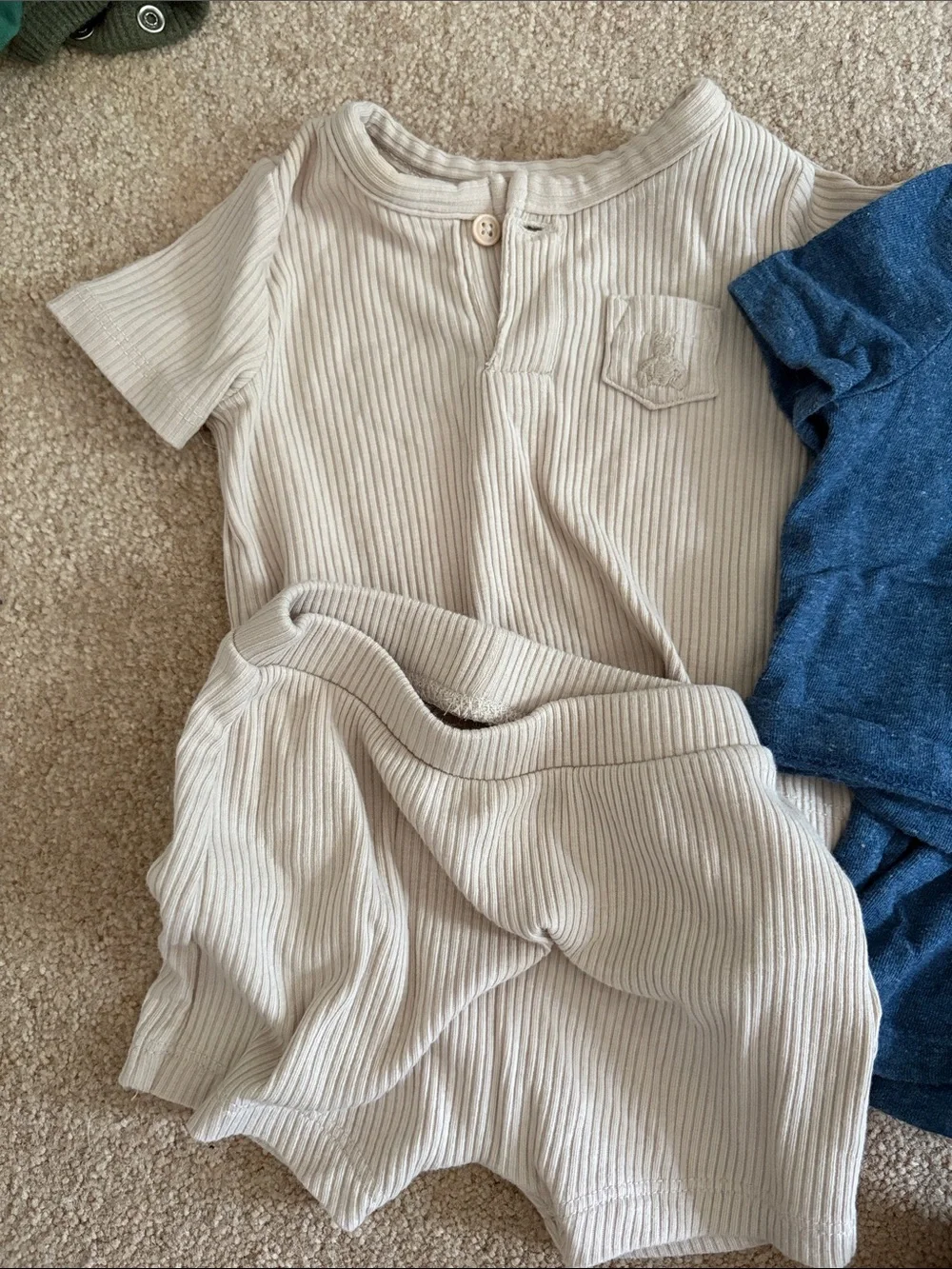 BabyGap matching sets